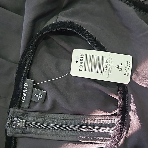 💥50% sale💥NEW Torrid asymmetrical tank sz3 #c69 - Picture 3 of 5